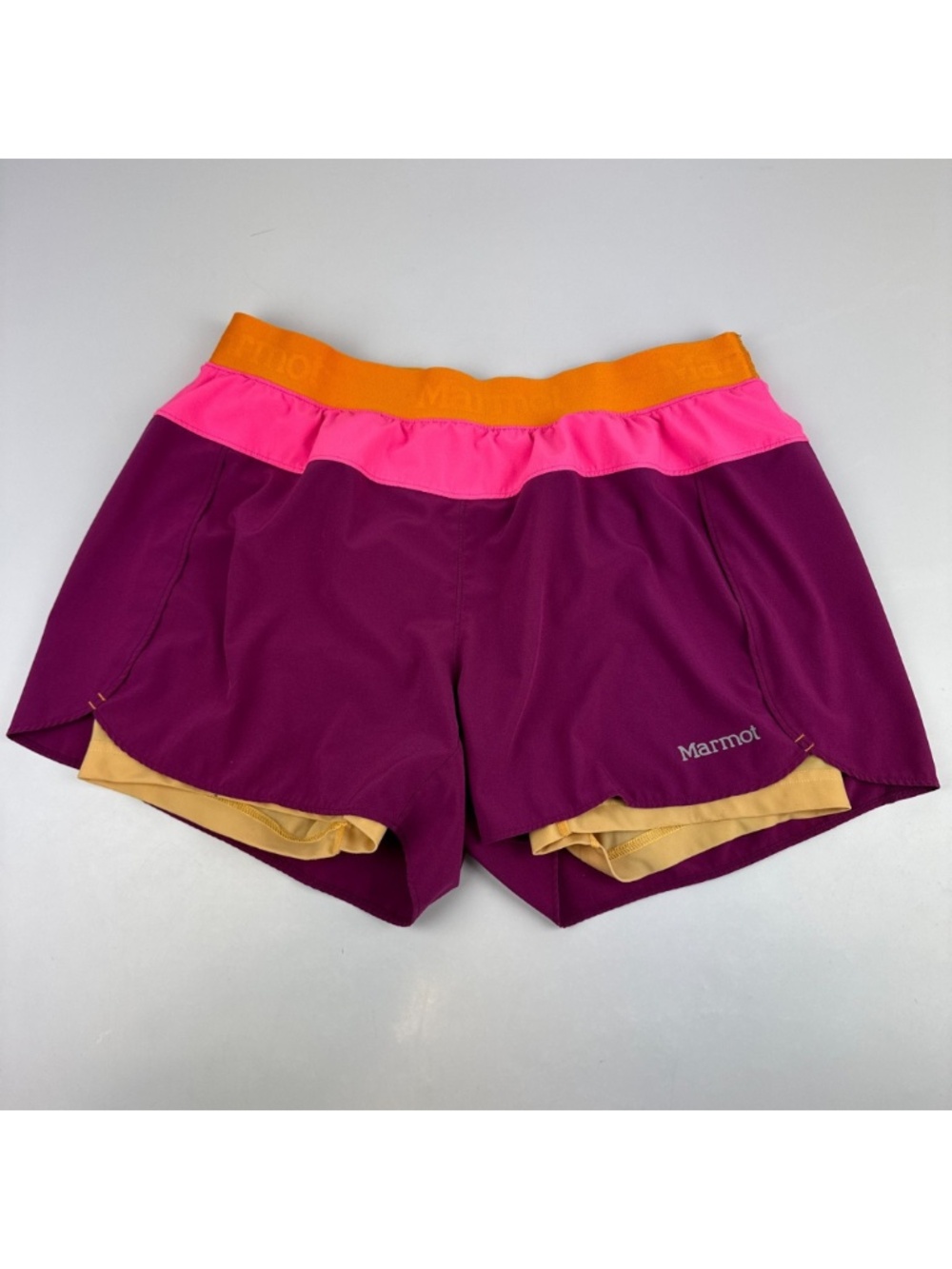 Marmot Womens Size L Running Shorts Lined Lightweight Athletic burgundy *Read